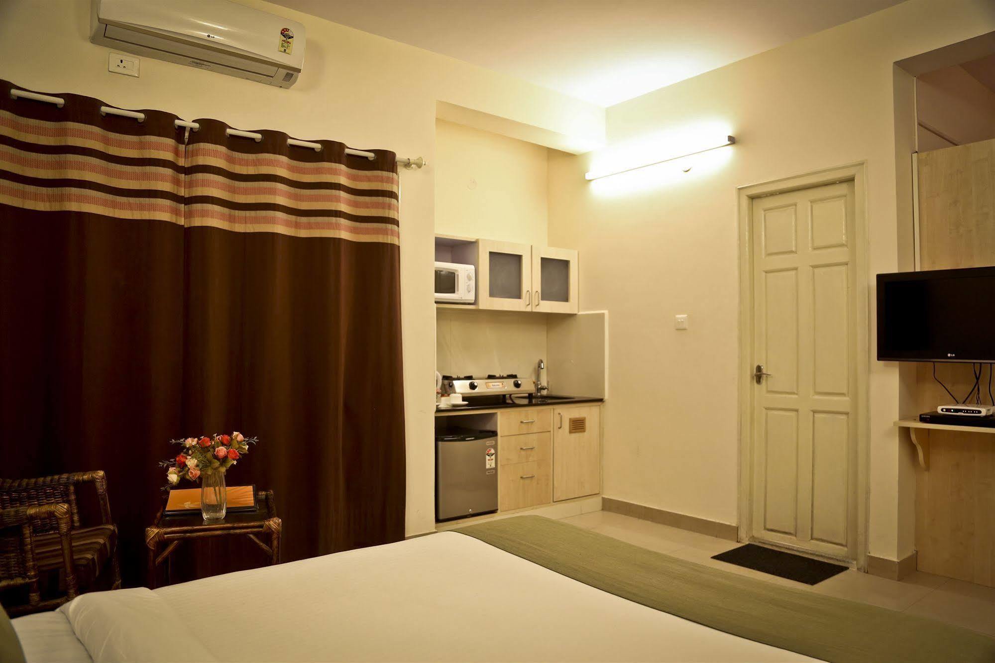 Maple Suites, Serviced Apartments Bangalore Bagian luar foto